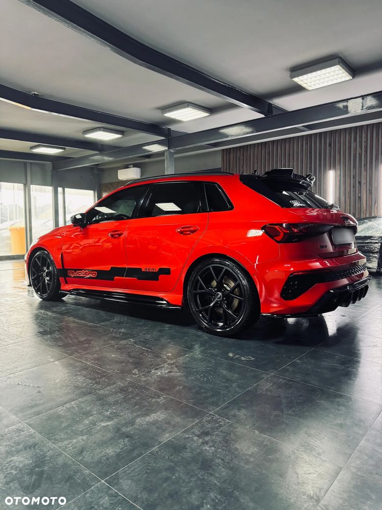 Audi RS3 Sportback - 4