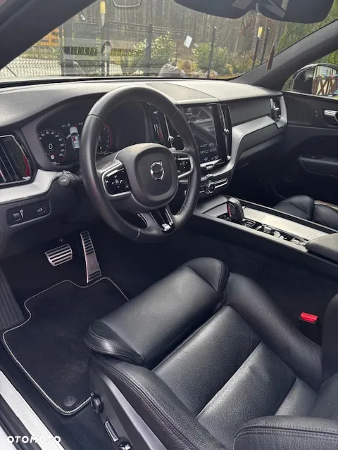 Volvo XC 60 B4 B R-Design - 20