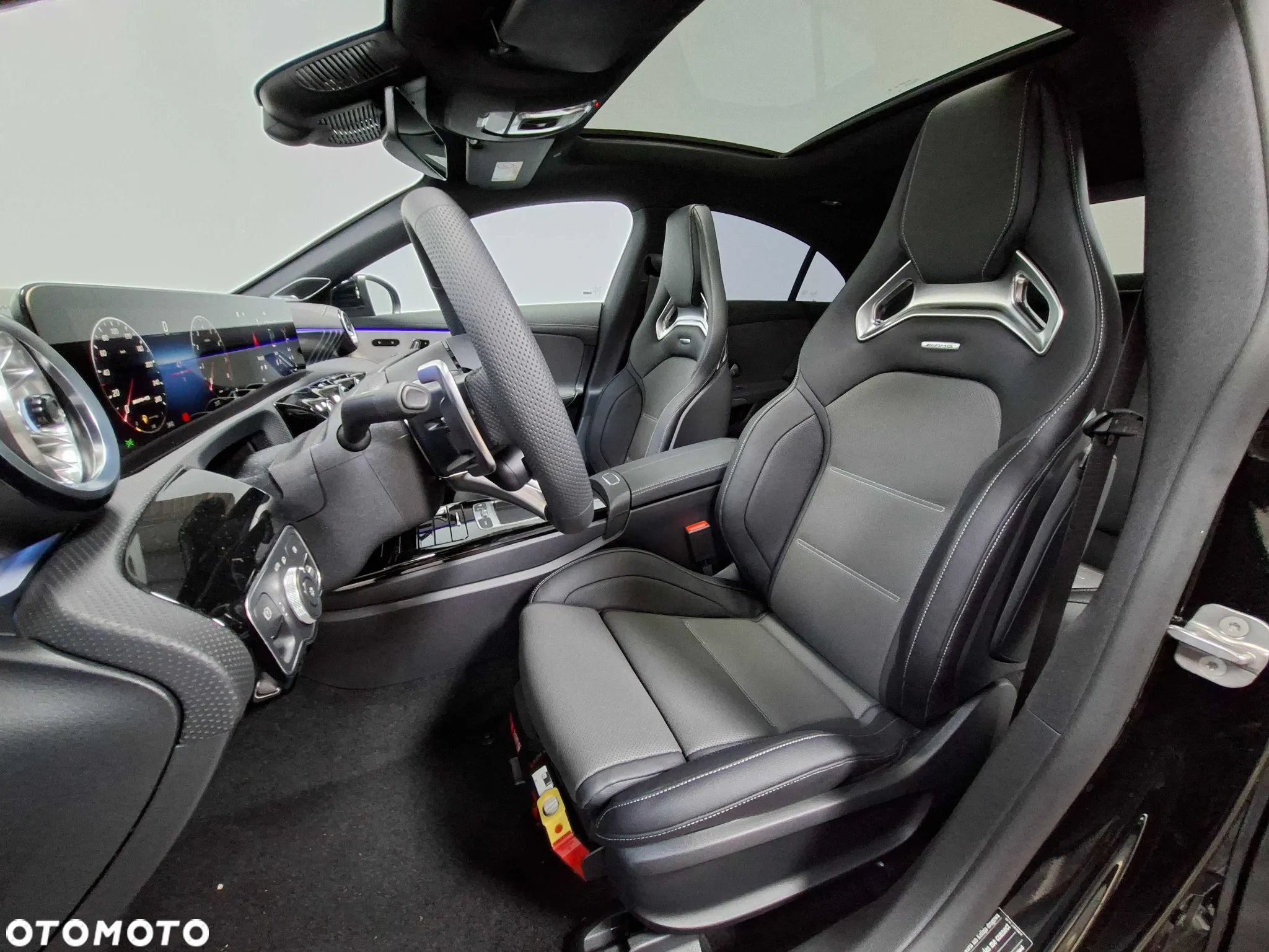 Mercedes-Benz CLA AMG 35 4-Matic 7G-DCT - 11