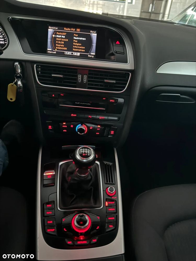 Audi A4 Avant 2.0 TDI 120g DPF Attraction - 35