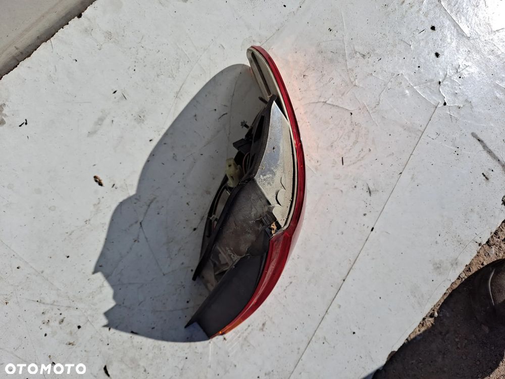LAMPA PRAWA TYŁ TYLNA LED W BŁOTNIK EUROPA BMW E65 - 2