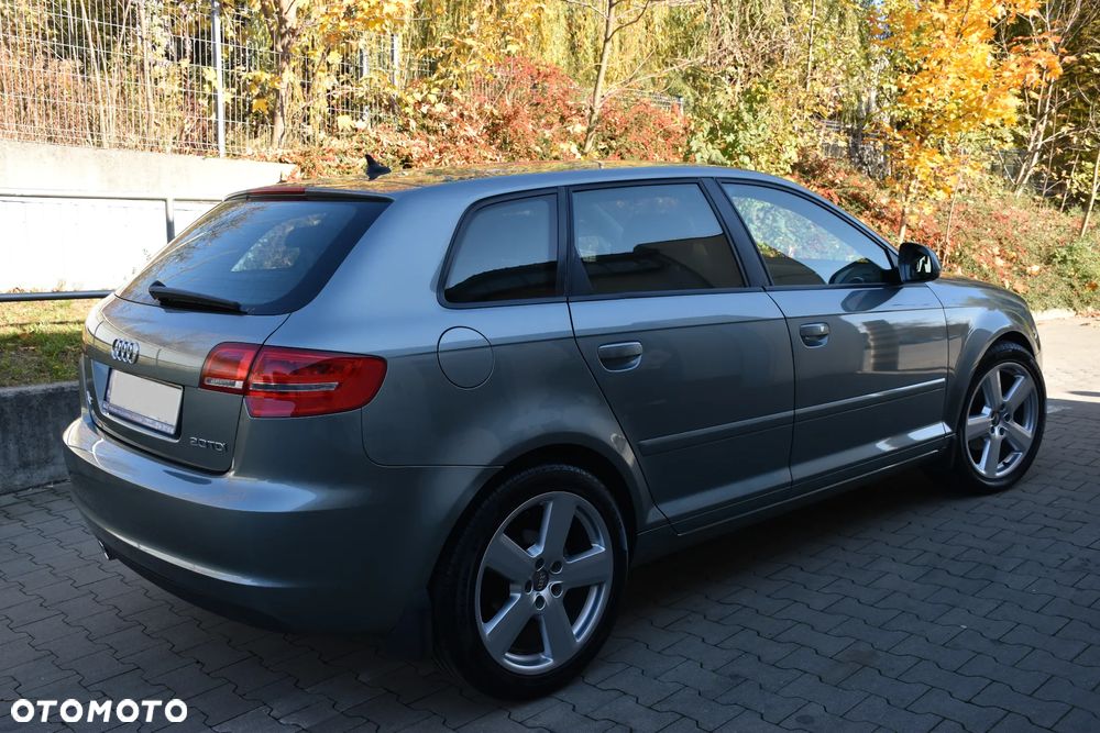 Audi A3 Sportback 2.0 TDI Attraction - 3