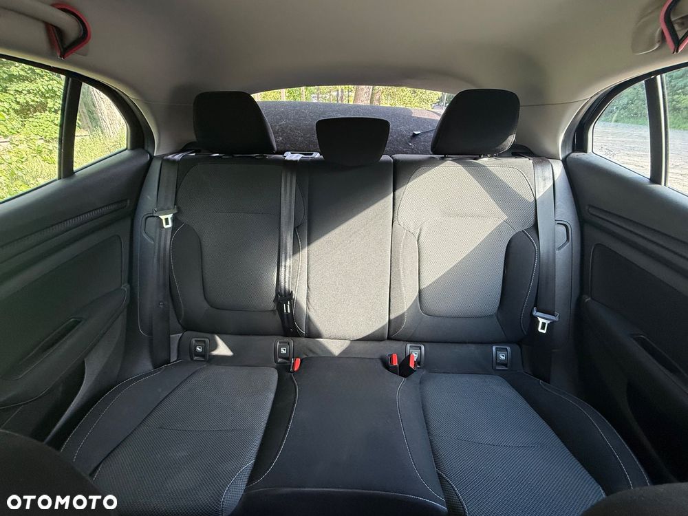 Renault Megane 1.2 Energy TCe Life - 9