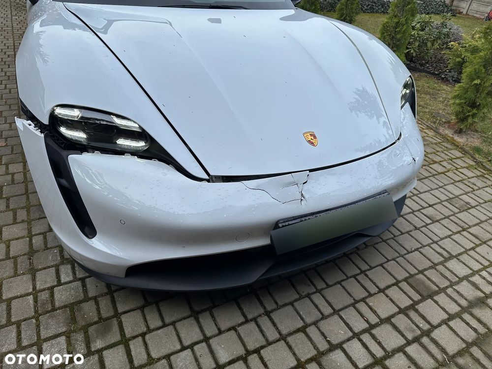 Porsche Taycan - 2