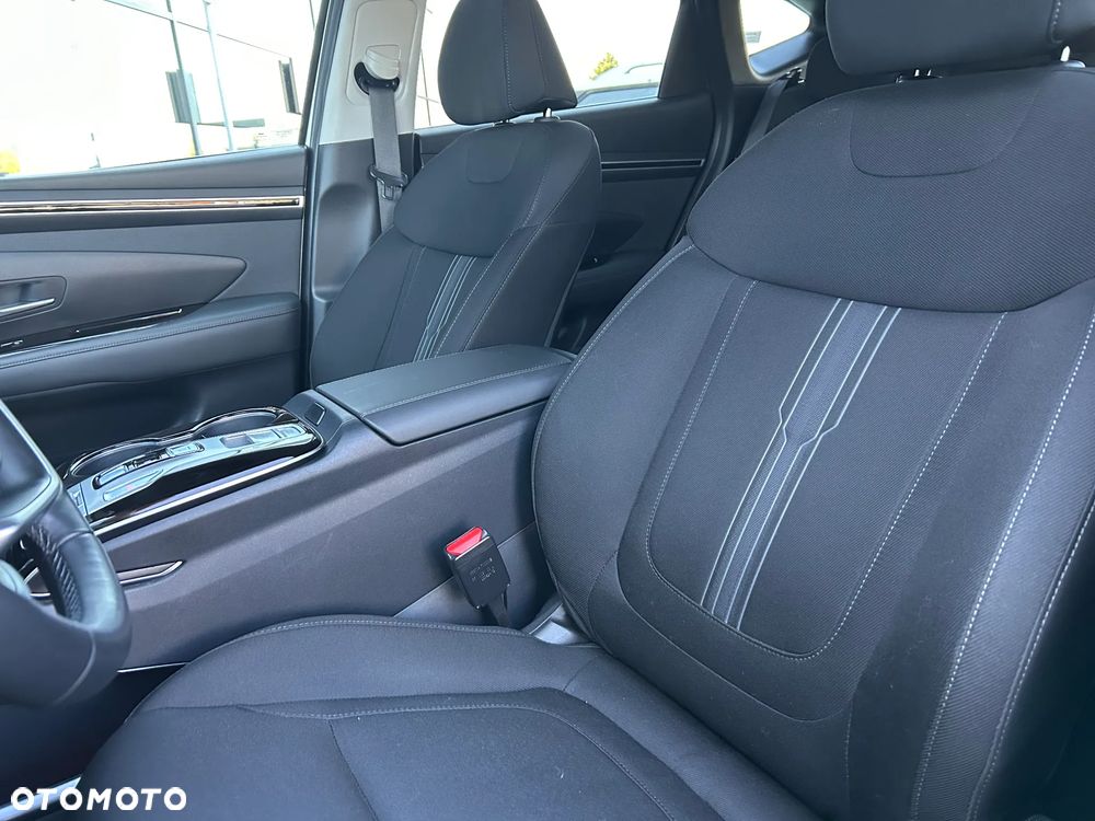 Hyundai Tucson 1.6 T-GDi HEV Executive 2WD - 15