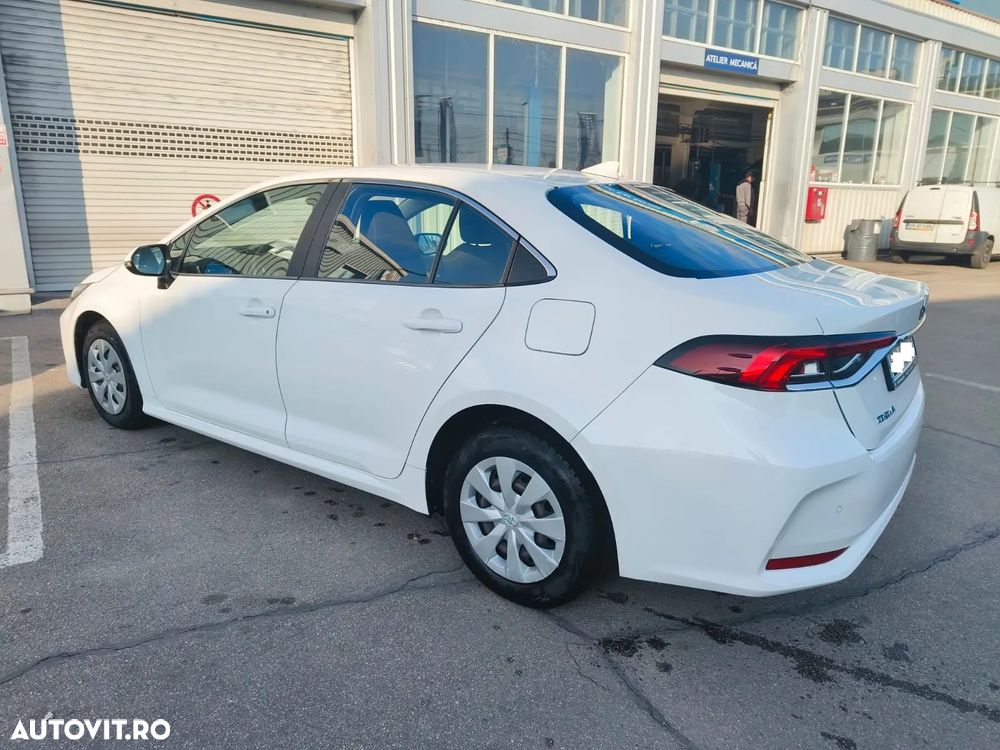 Toyota Corolla Sedan 1.6 Business - 6