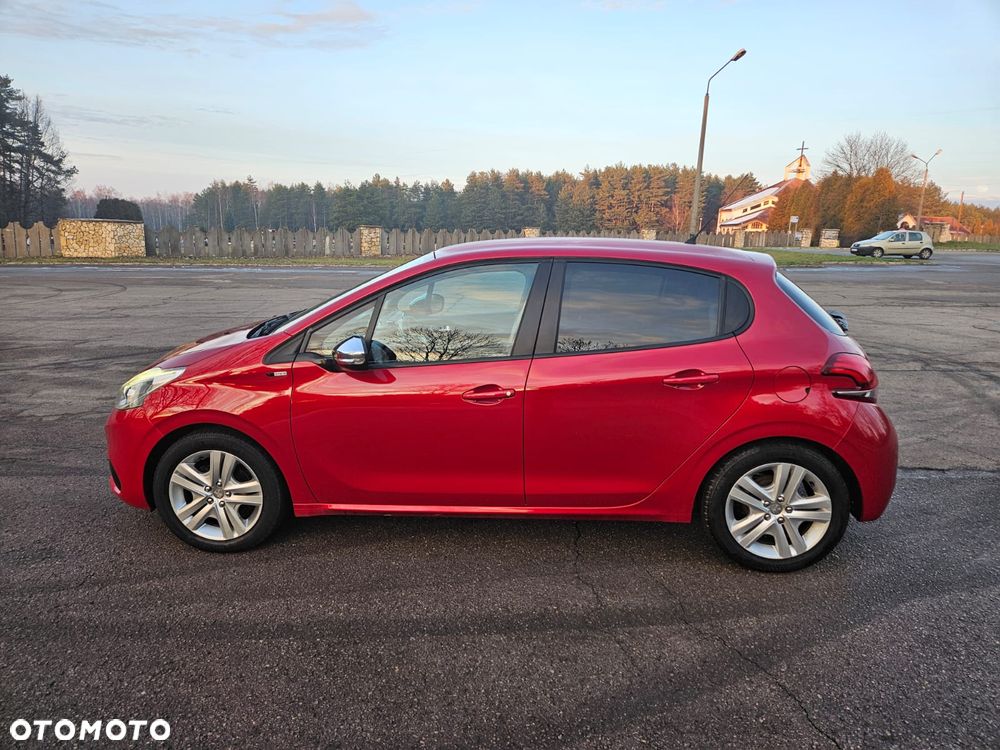 Peugeot 208 PureTech 82 Start & Stop Allure - 4