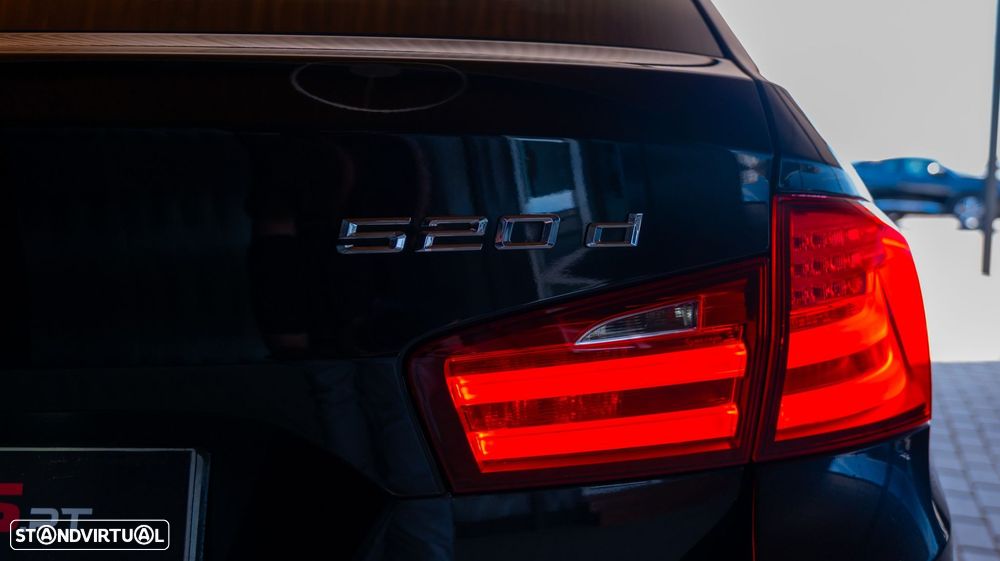 BMW 520 d Exclusive Auto 129g - 25