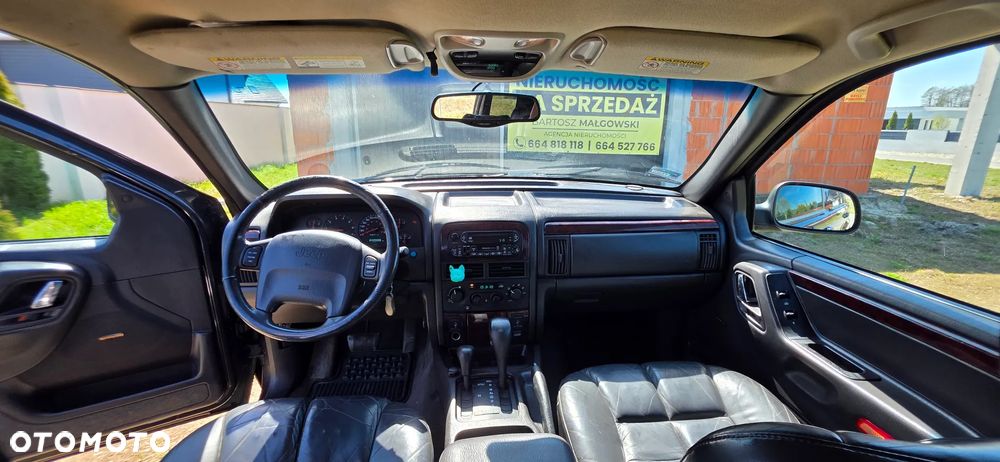 Jeep Grand Cherokee - 2