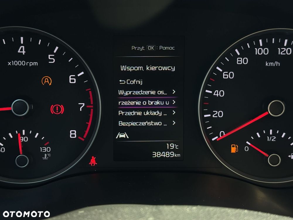 Kia Stonic - 19