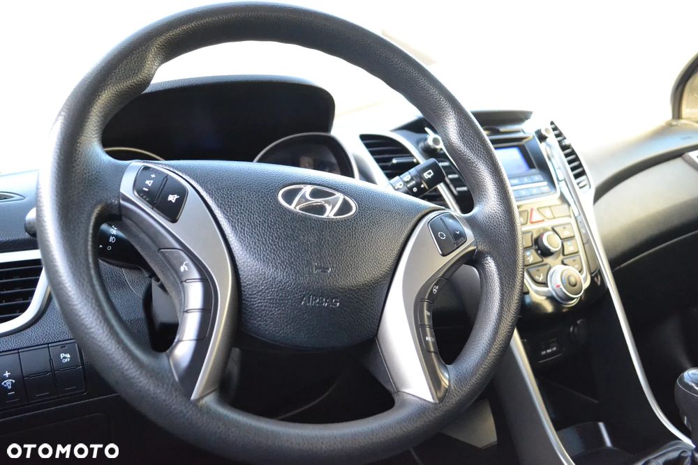 Hyundai i30 1.4 Comfort - 28