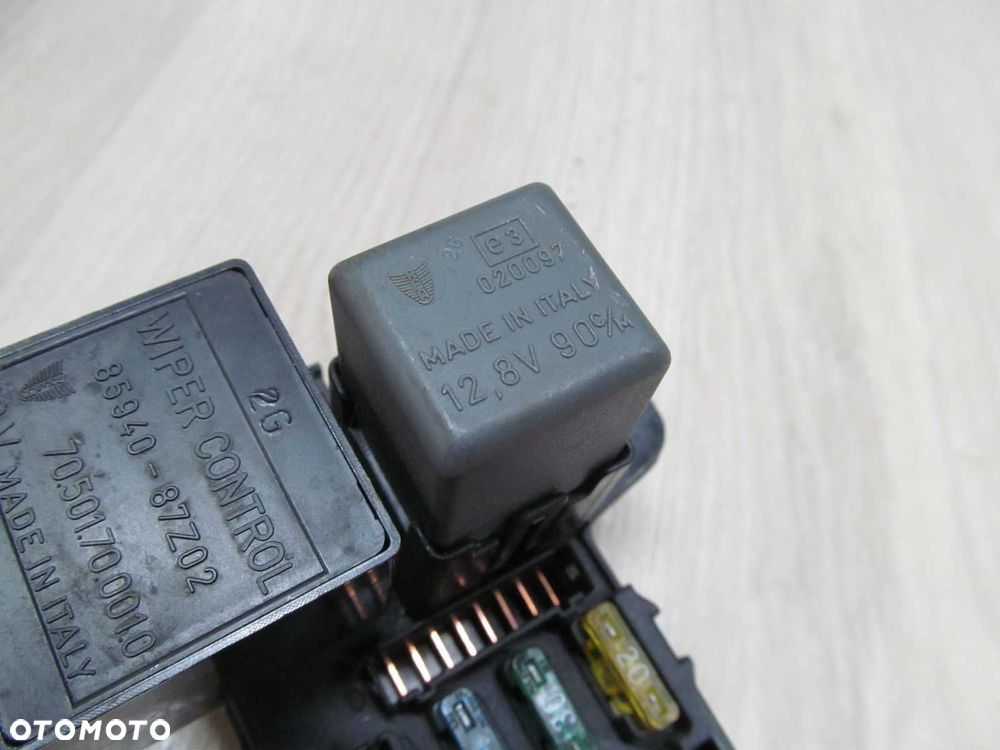 PIAGGIO PORTER HIJET PFAU 06- PRZEKAZNIK WYCIERACZEK 85940-87Z02 - 3