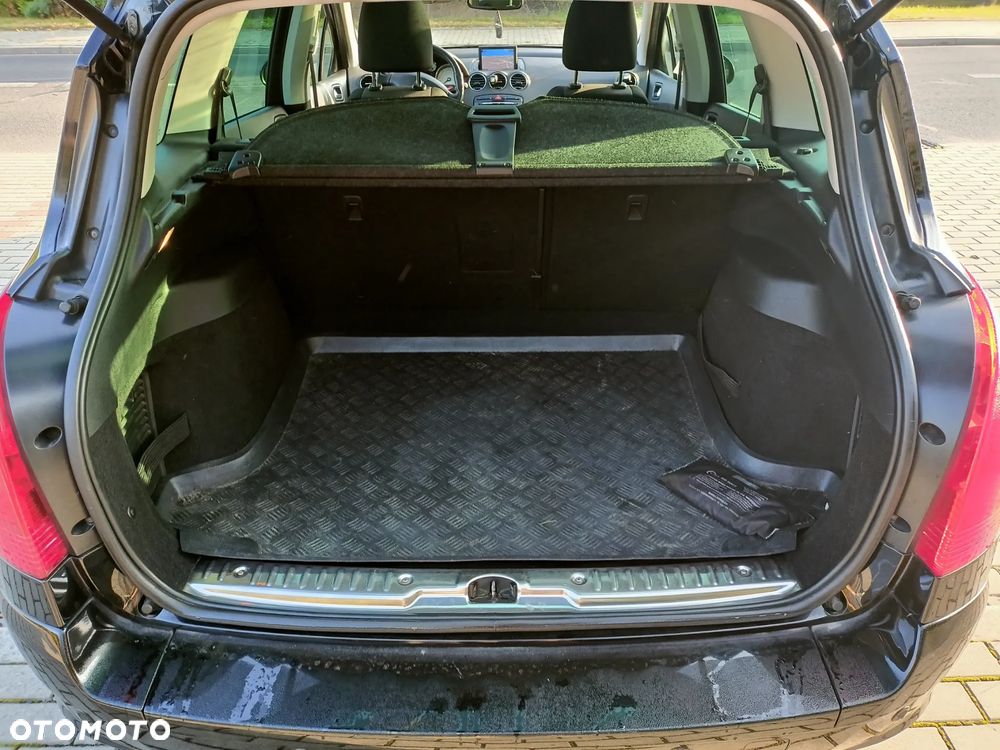 Peugeot 308 1.6 e-HDi Active S&S - 11