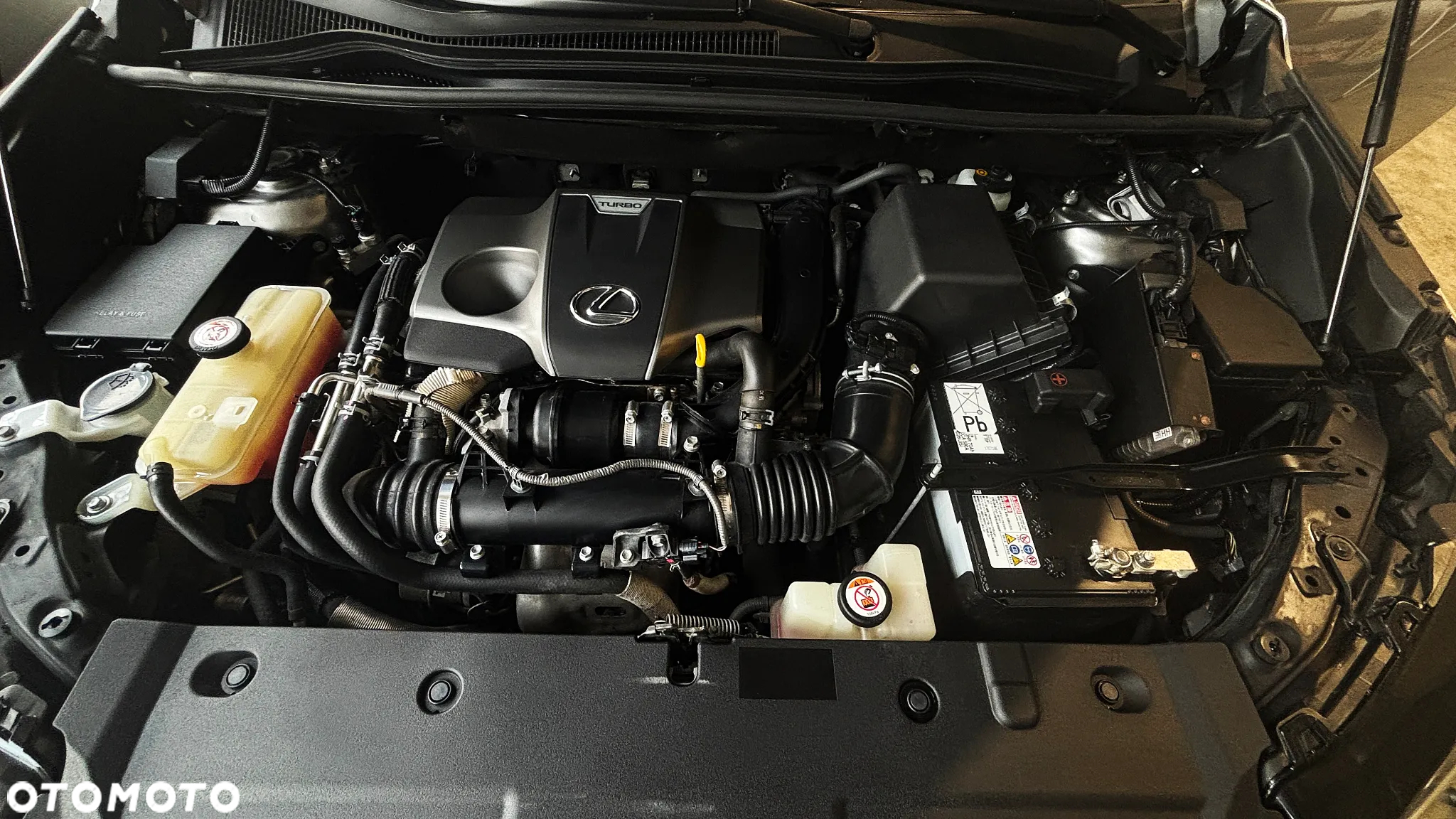 Lexus NX 300 F Sport AWD - 13