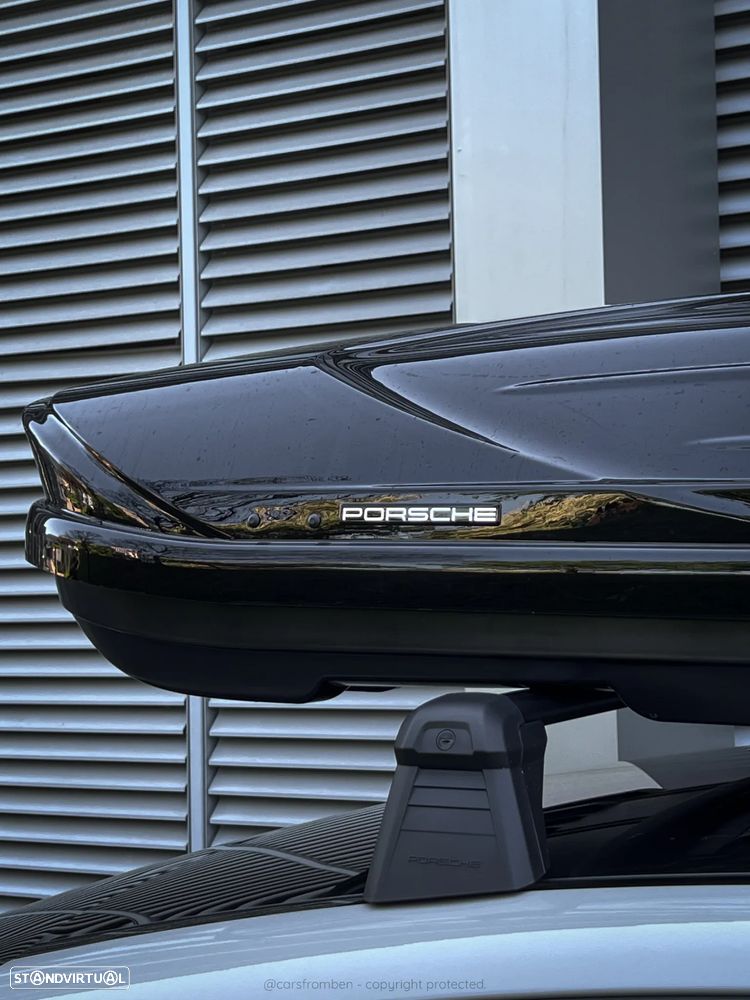 Porsche Taycan Bateria Performance Plus - 22