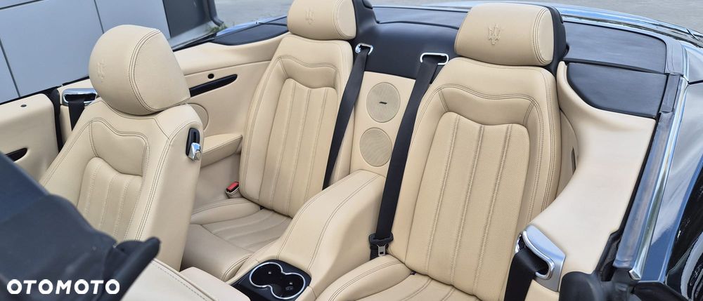 Maserati GranTurismo S Automatik - 27