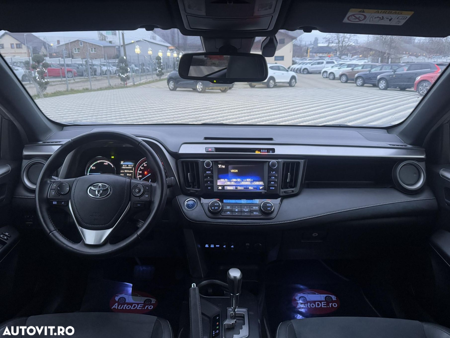 Toyota RAV4 - 11