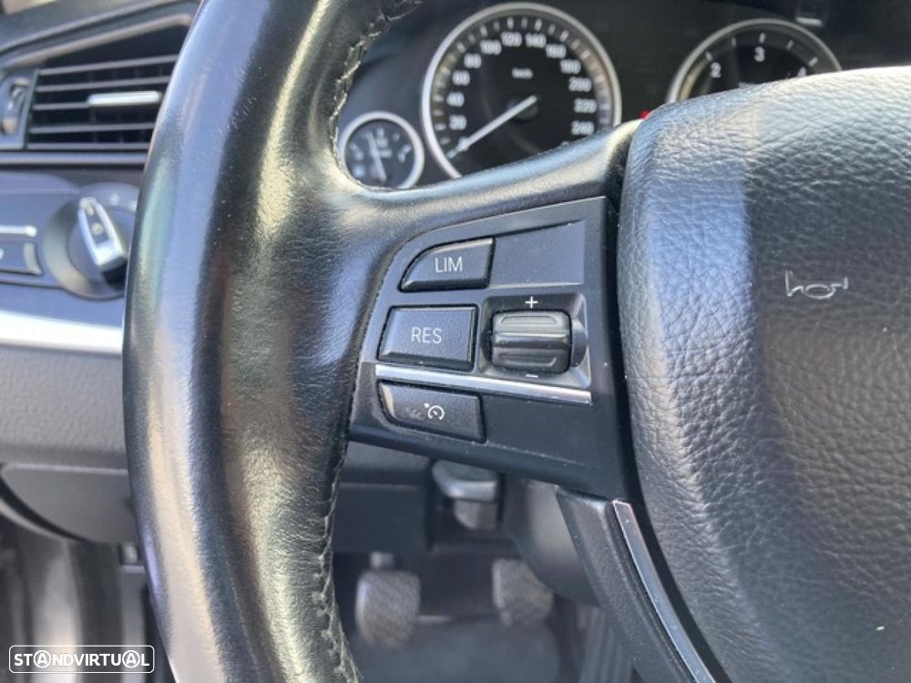 BMW 520 d Line Modern - 15