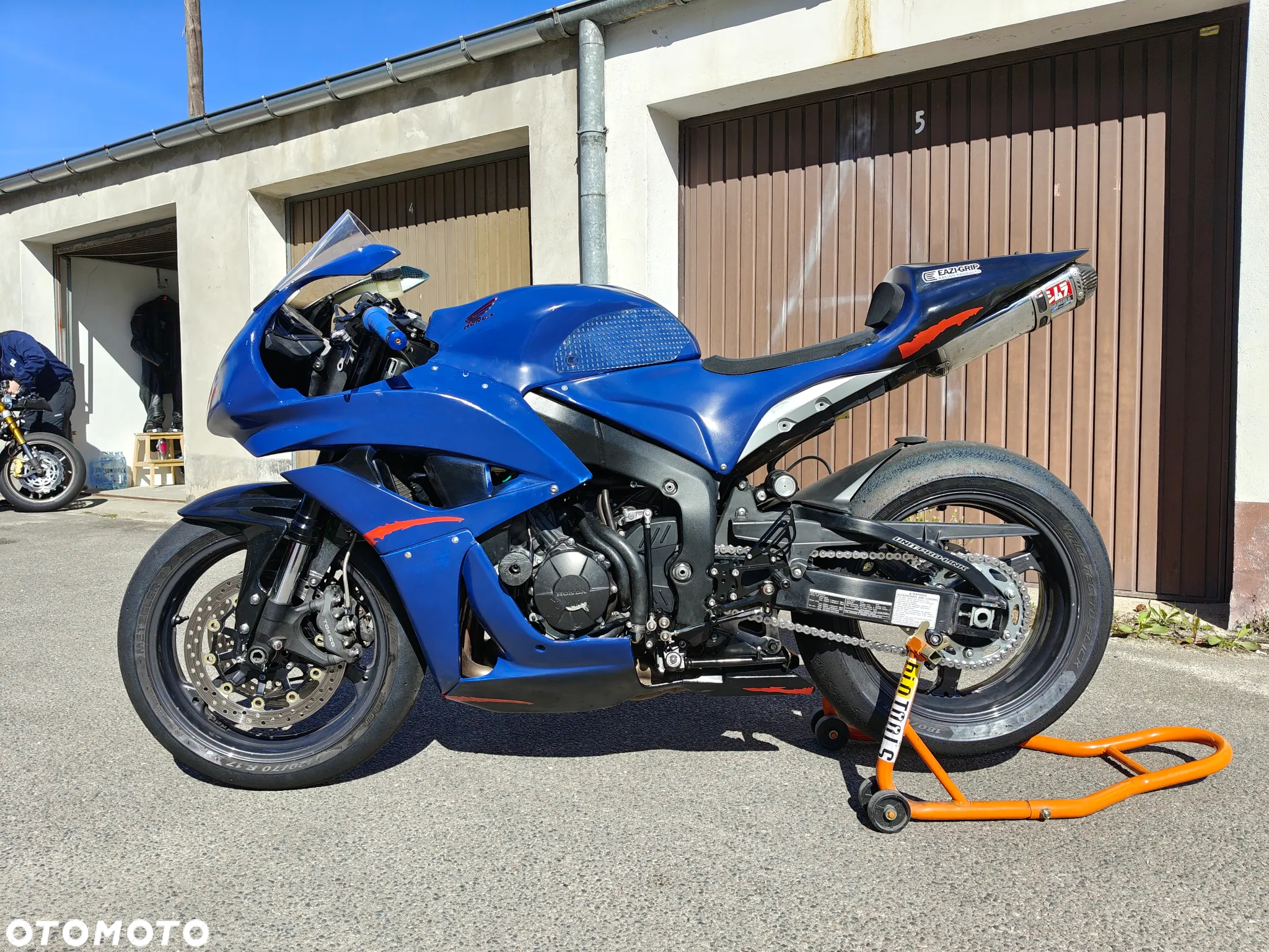 Honda CBR - 22