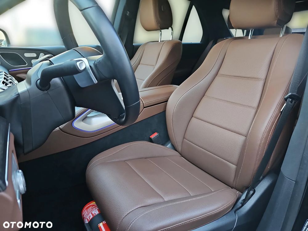 Mercedes-Benz GLE 300 d 4Matic 9G-TRONIC AMG Line Advanced Plus - 10