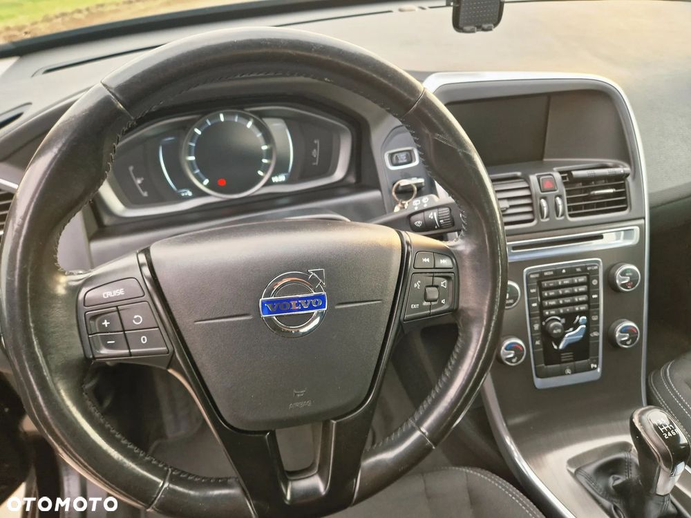 Volvo XC 60 D3 Kinetic - 28