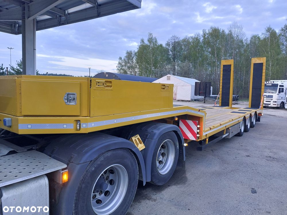 Schwarzmuller Faymonville Nooteboom Goldhofer - 4