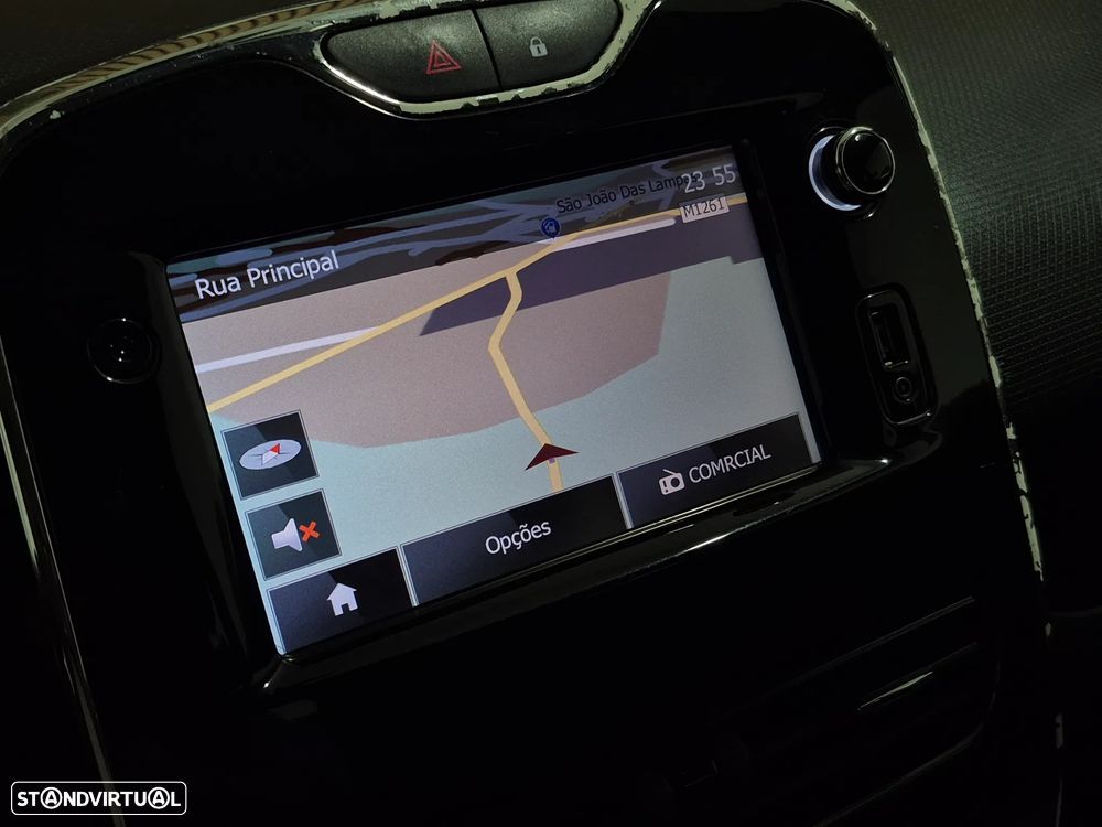 Renault Clio Sport Tourer 1.5 dCi Dynamique S - 24