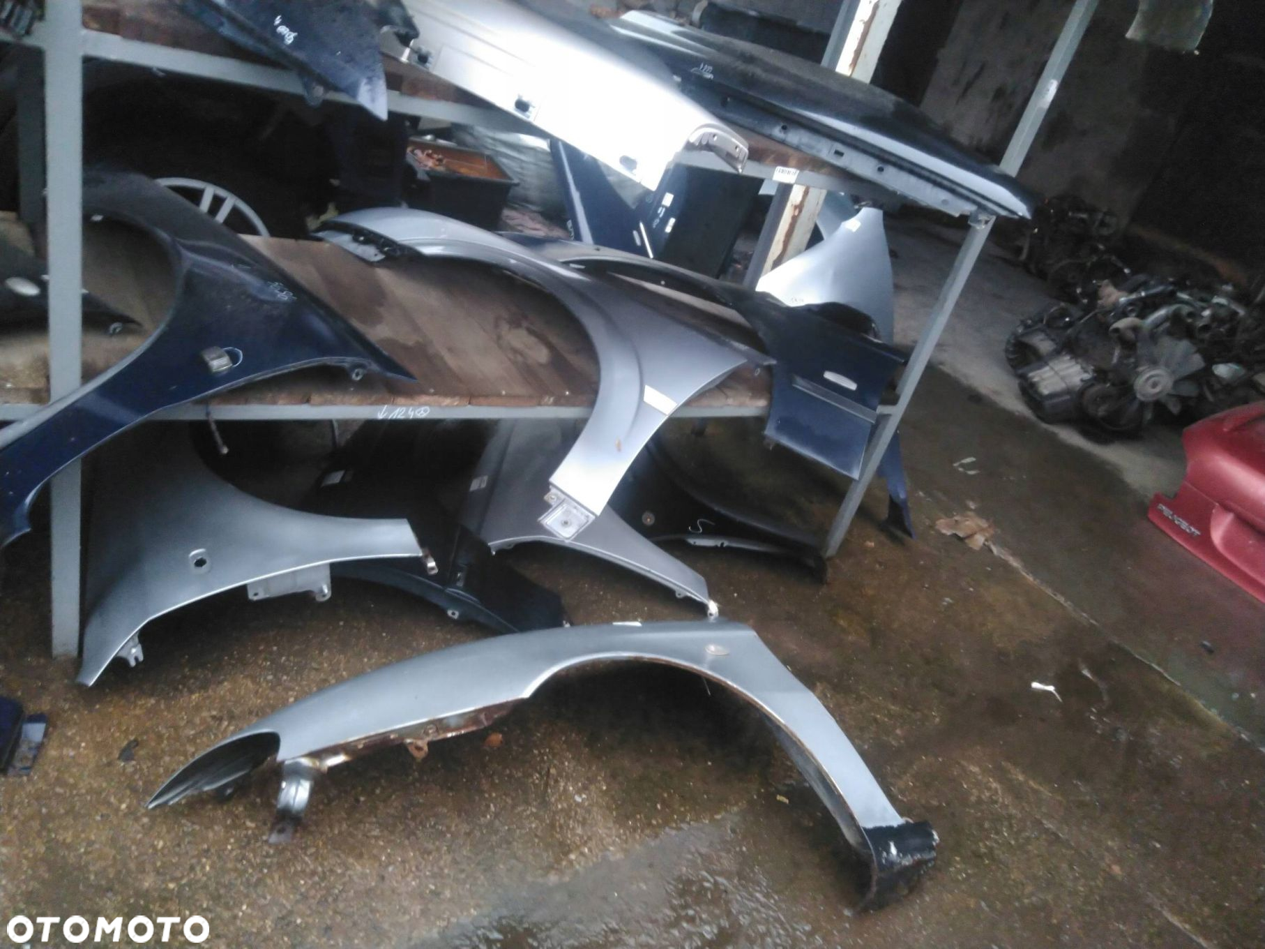 BŁOTNIK PRAWY PRZÓD AUDI A6 C5 LY7M - 7