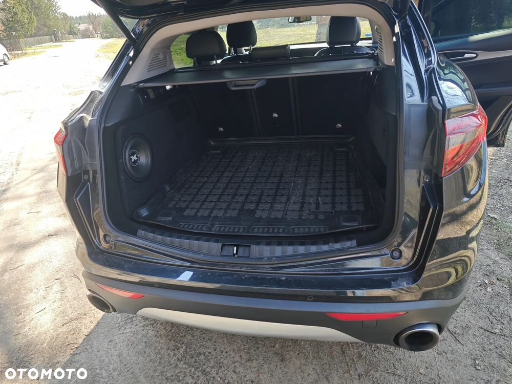 Alfa Romeo Stelvio 2.0 Turbo First Edition Q4 - 15