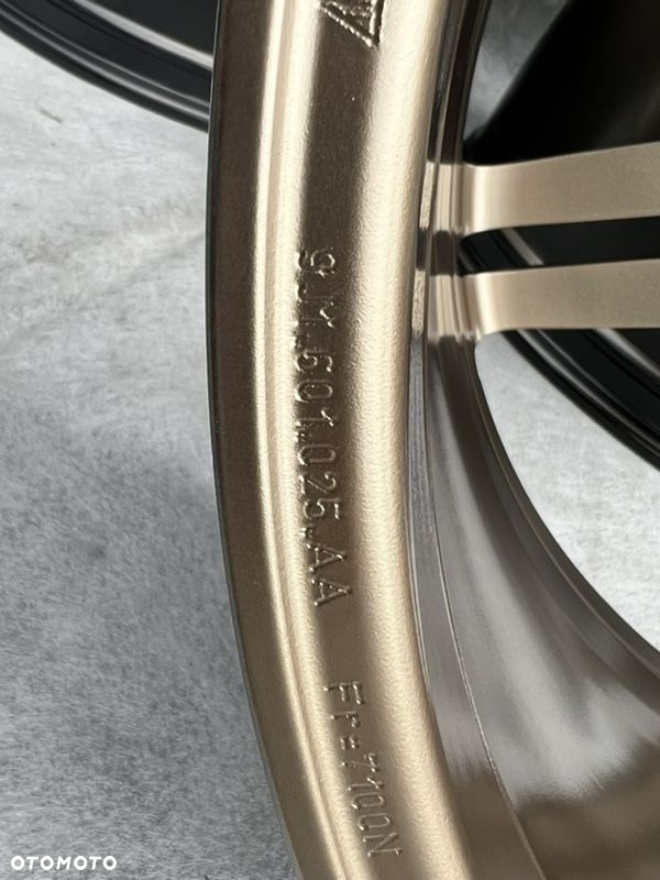 Felgi Porsche Taycan 21'' Golg Edytion oryginalne - 10