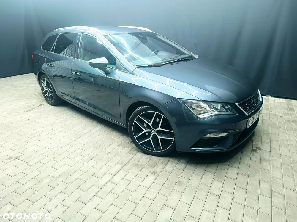 Seat Leon 2019 photo 2