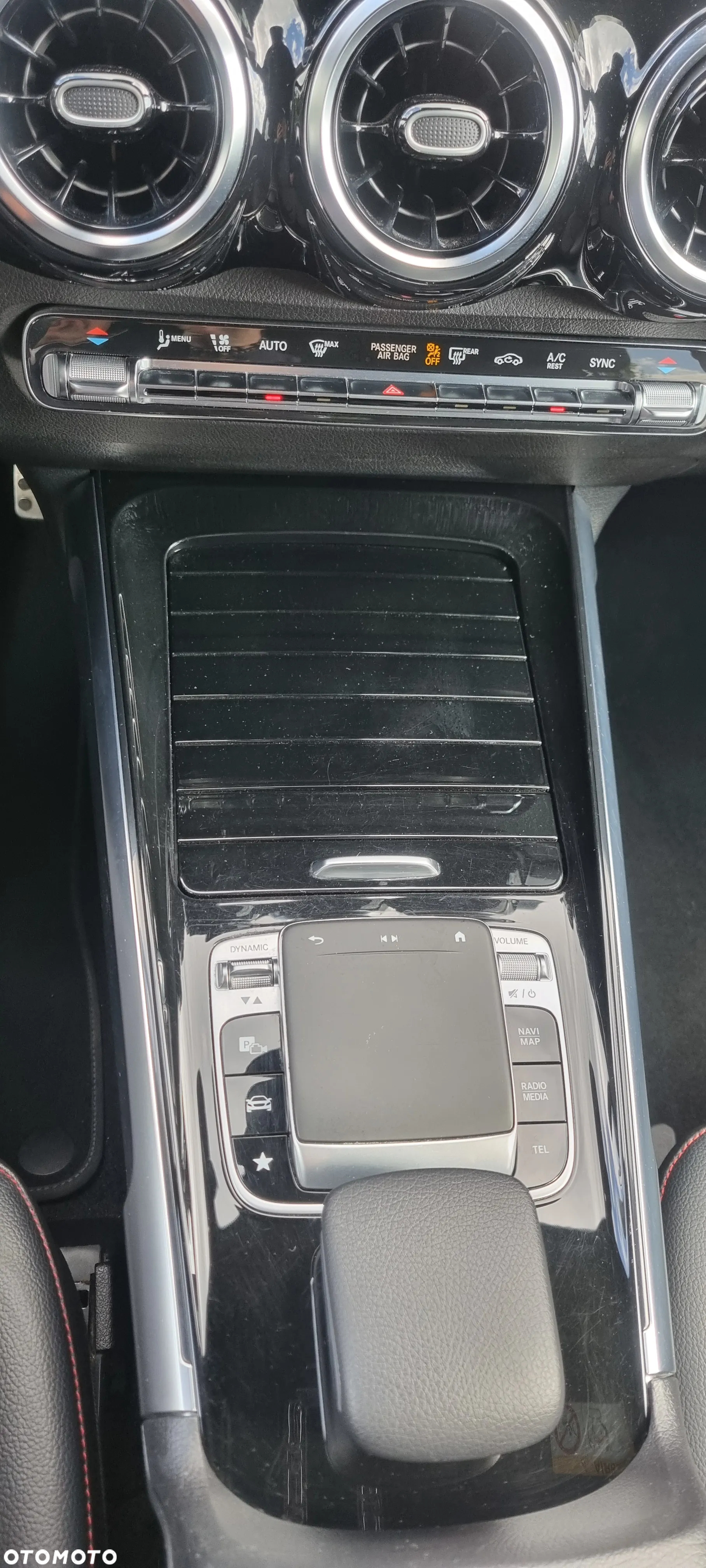 Mercedes-Benz GLB 220 d AMG Line 8G-DCT - 28