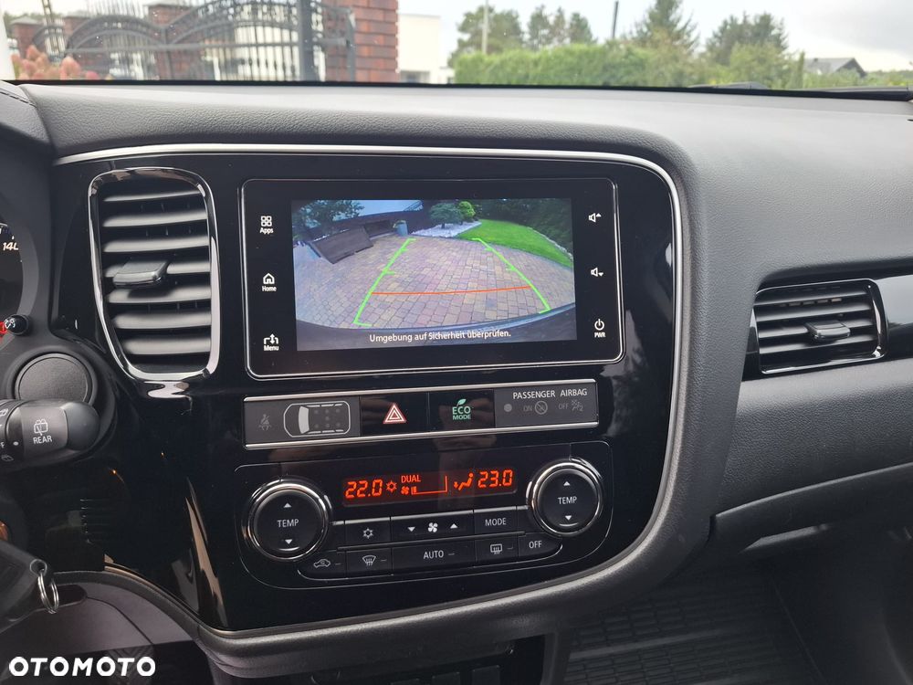 Mitsubishi Outlander - 18