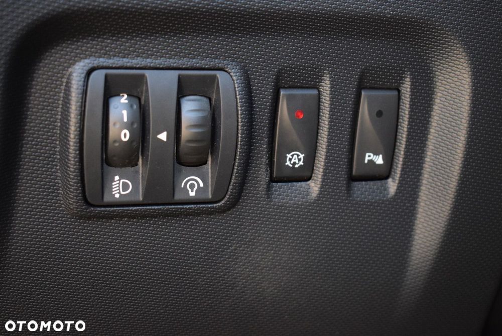 Renault Captur - 26