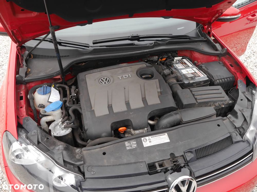 Volkswagen Golf 1.6 TDI DPF BlueMotion Technology Team - 23