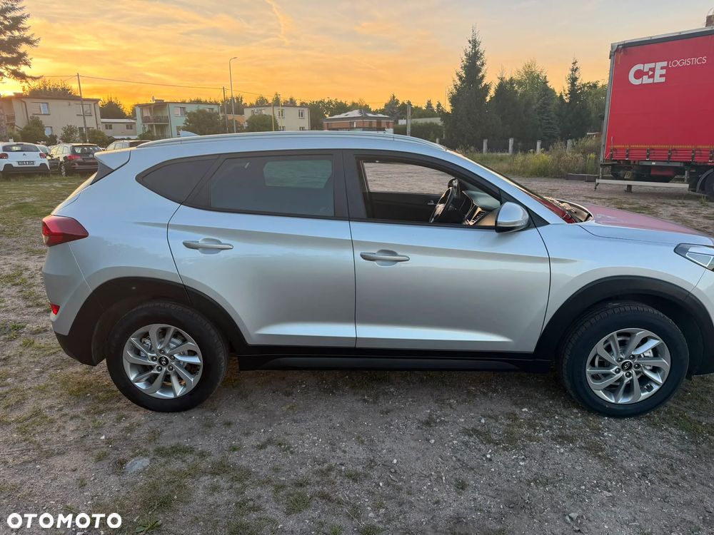 Hyundai Tucson blue 1.7 CRDi 2WD Classic - 28