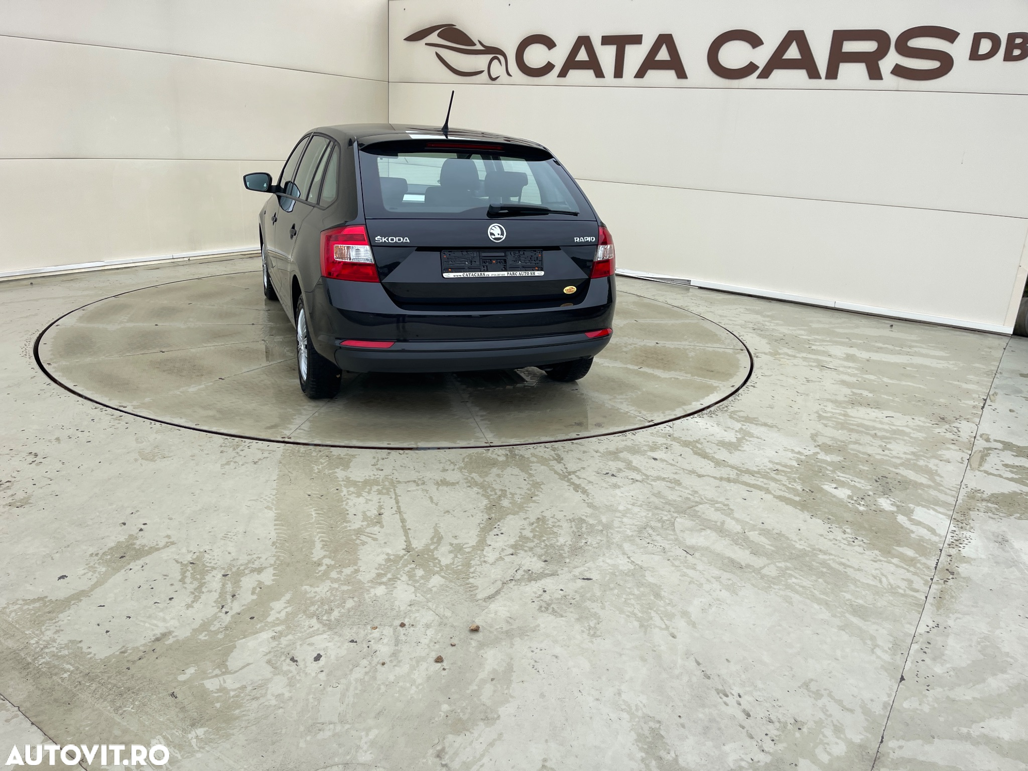 Skoda RAPID 1.2 TSI Ambition - 12