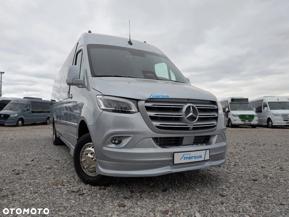 Mercedes-Benz Sprinter 519 - 13
