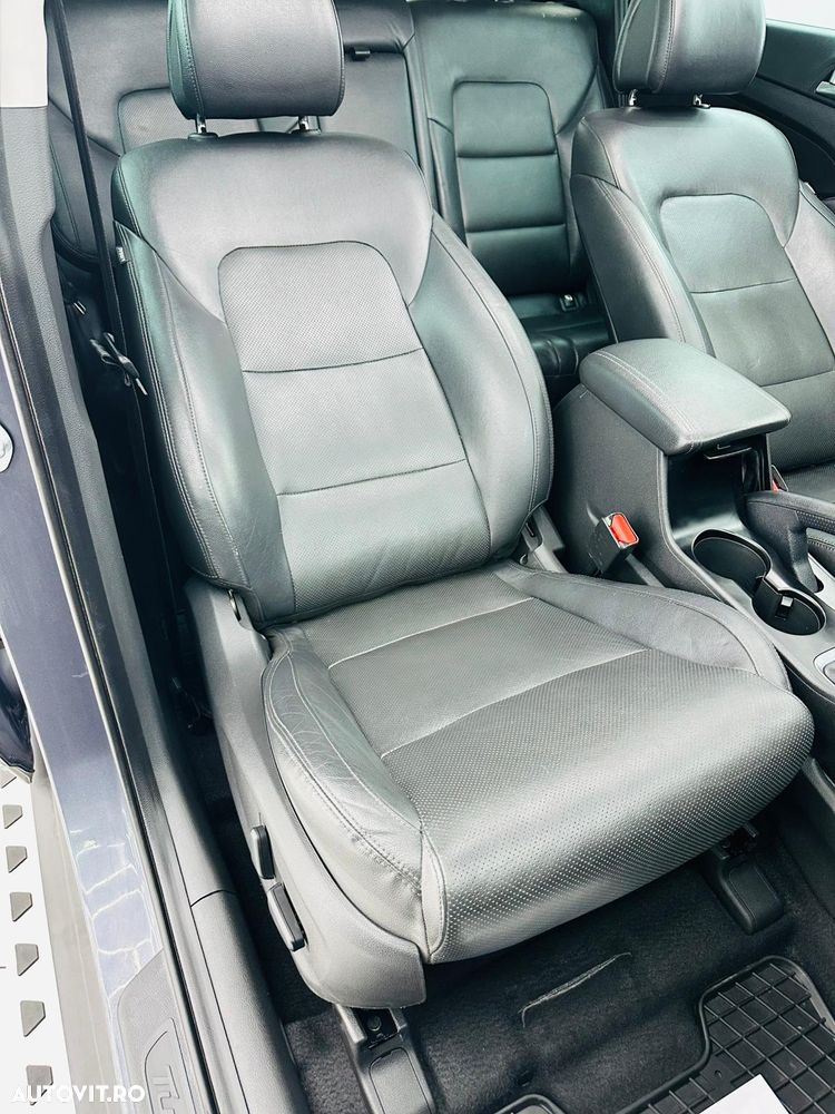 Hyundai Tucson 2.0 CRDI 2WD Style - 25