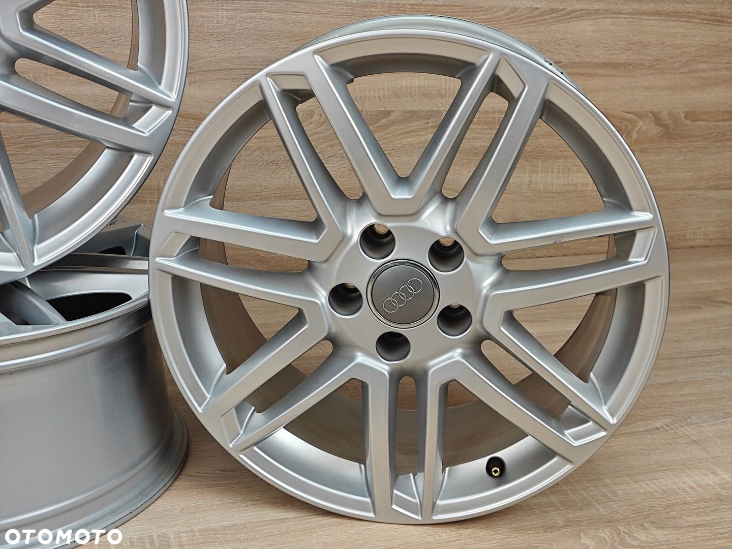 FELGI ALUMINIOWE 18" 8Jx18 5x112 AUDI A6 C7 4G0601025CA 64 km - 7