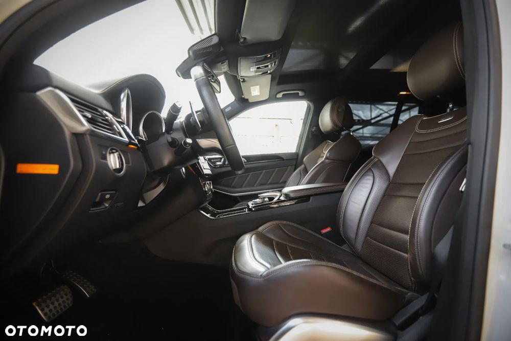 Mercedes-Benz GLS AMG 63 4Matic AMG Speedshift 7G-TRONIC - 26