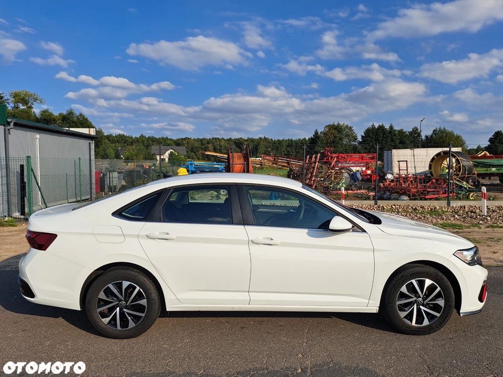 Volkswagen Jetta - 7