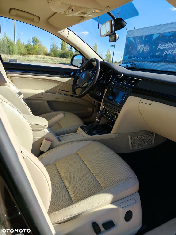 Skoda Superb 3.6 FSI 4x4 L&K DSG - 12