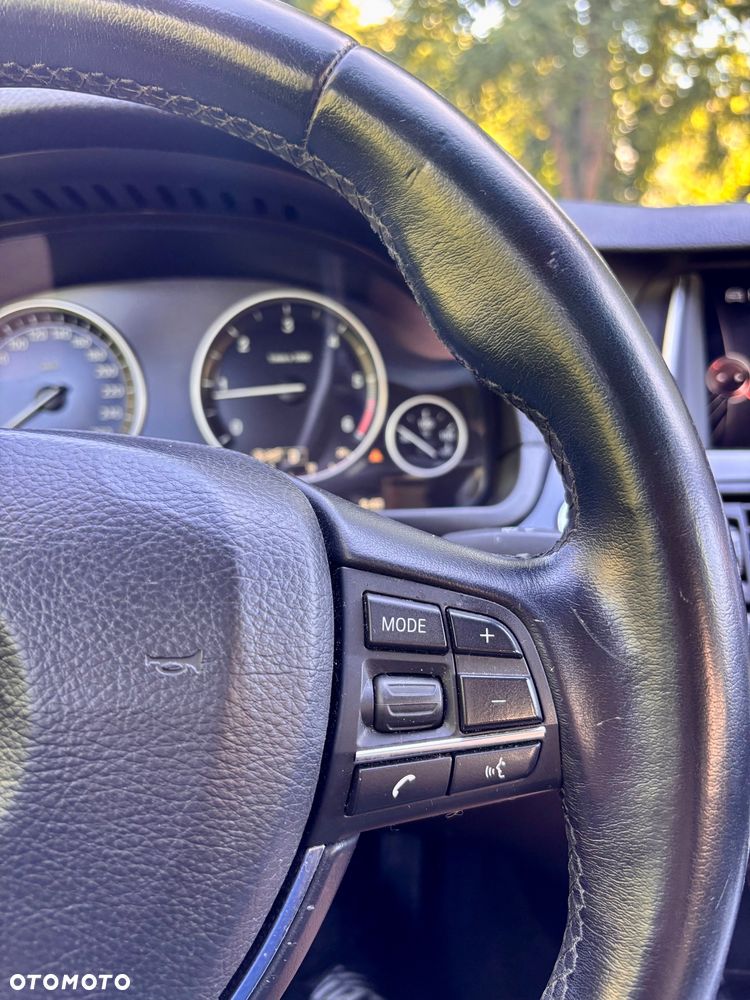 BMW Seria 5 520d - 19