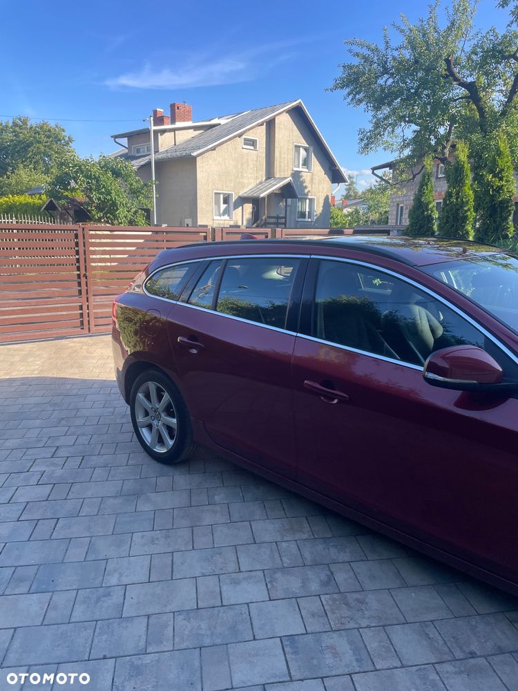 Volvo V60 D3 Drive-E Momentum - 15