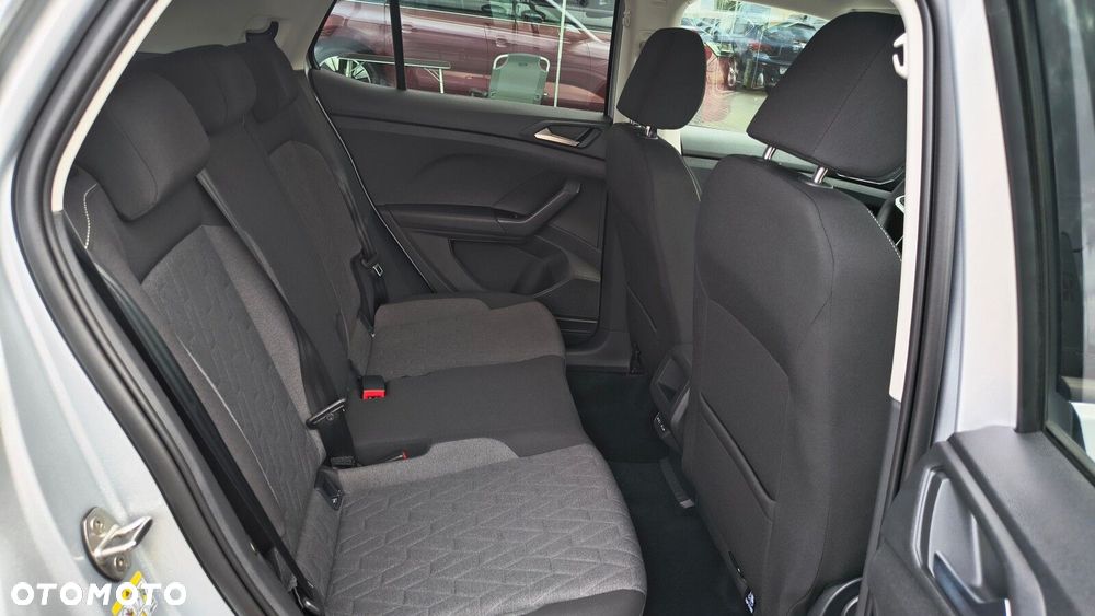 Volkswagen T-Cross - 19