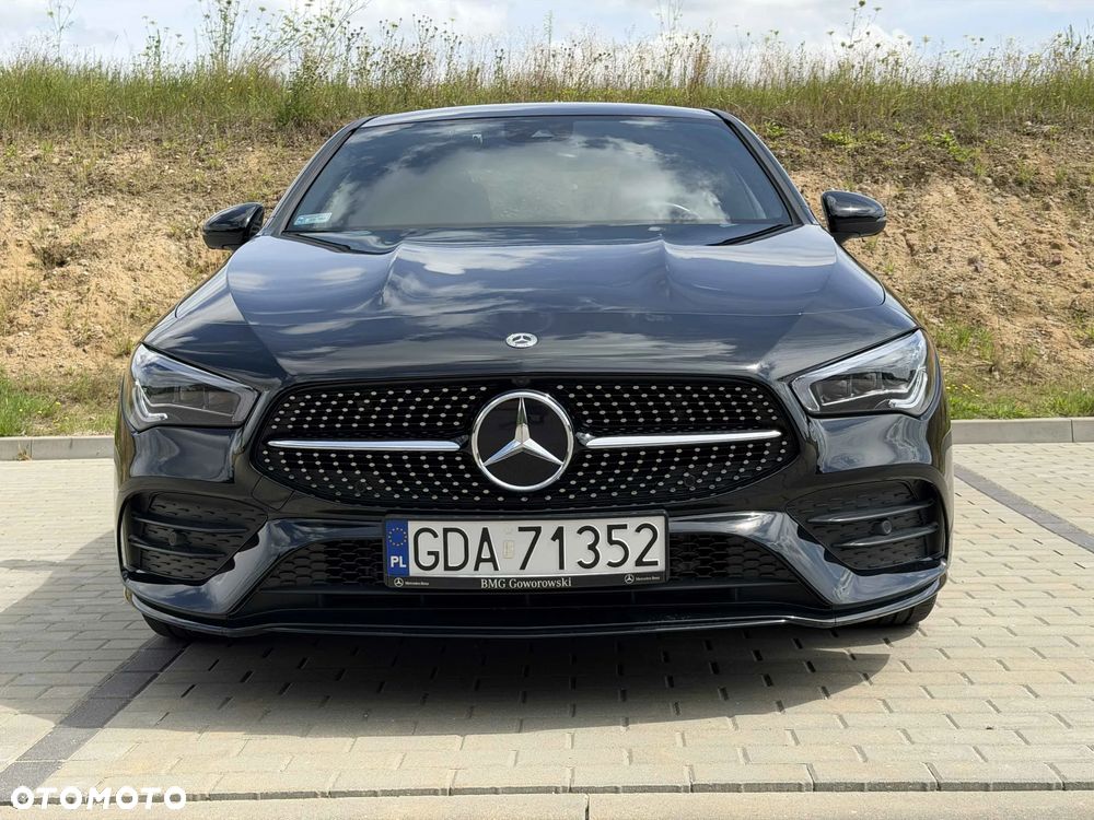 Mercedes-Benz CLA 250 4-Matic AMG Line 7G-DCT - 2