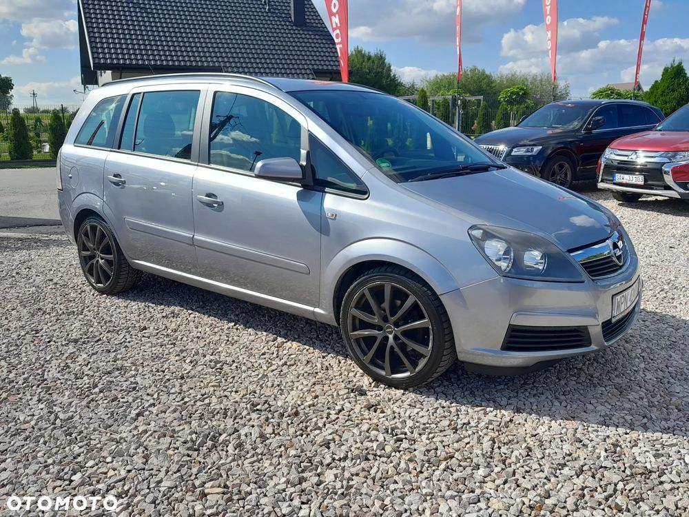 Opel Zafira - 9
