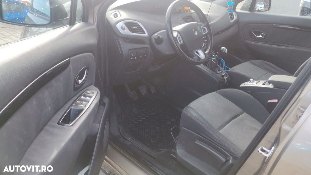 Renault Grand Scenic Energy dCi 110 Start & Stop Dynamique - 12