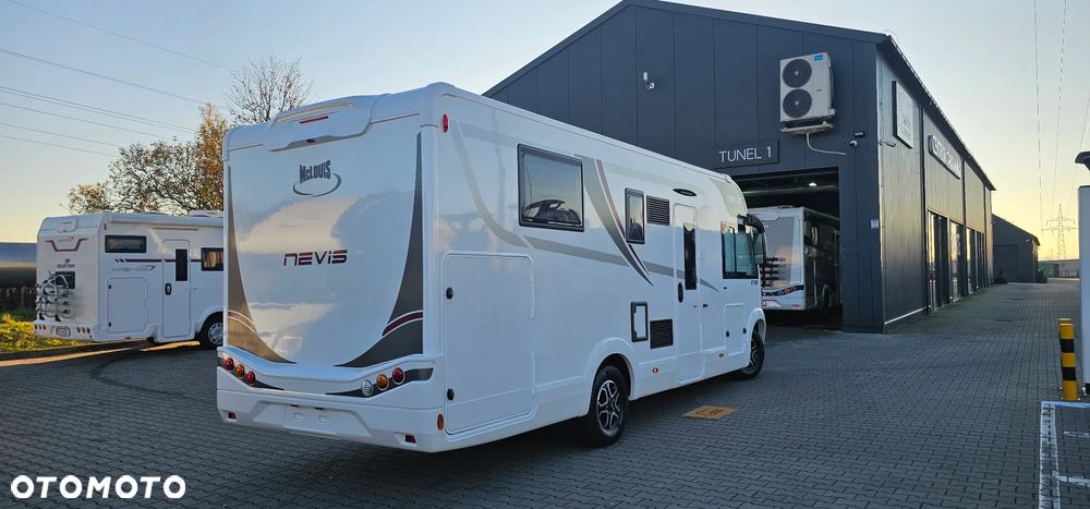 McLOUIS NEVIS 879G - 34